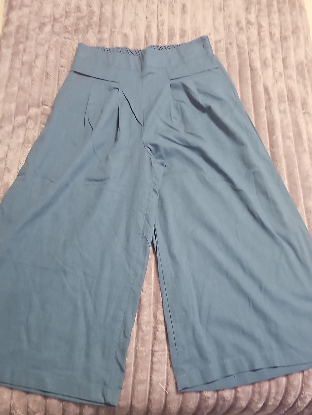 Wide Leg High-Rise Pants in Blue